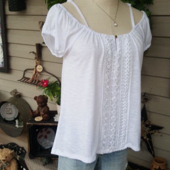 NO BOUNDARIES ♡  NWOT White Adj Straps Lace Front On|Off Shoulders Blouse Top S - Picture 10 of 14